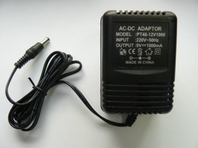 Адаптер с трансформатор SOLMA SL-639 9VDC 1000MA