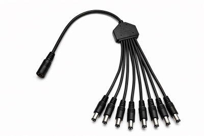 Захранващ кабел DC разклонител гнездо 5.5?2.5 мм
 към 8 жак 5.5?2.1 мм
 (1 женско към 8 мъжки) DC splitter 1 към 8
