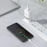 Зарядно за телефон Hoco USB A QC3.0 3A 18W + кабел USB A към Micro USB N3 бяло